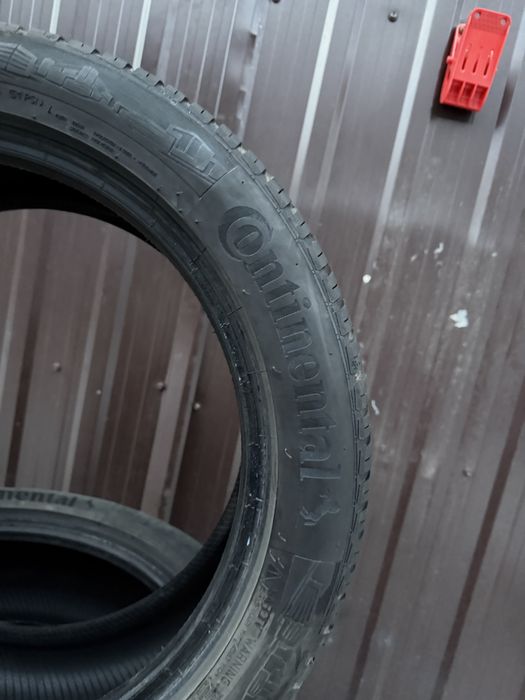 Continental AllSeasonContact 215/50 R17 95V XL