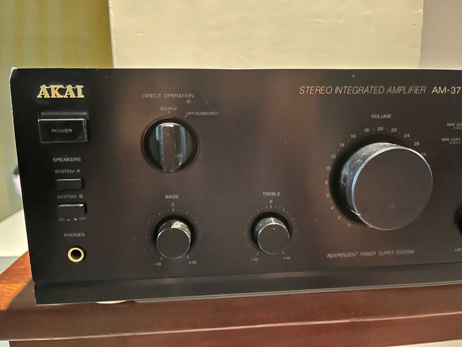 Wzmacniacz Akai AM-37