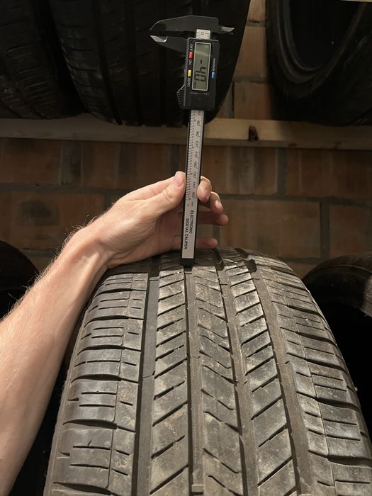 Goodyear Eagle Touring 245 45 R19 M+S