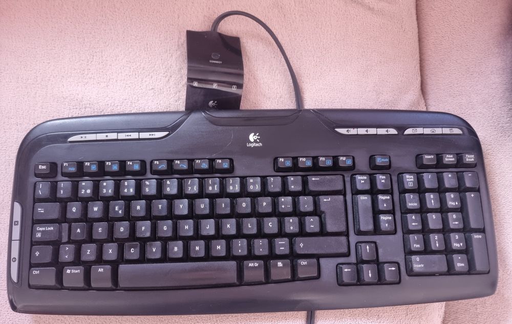 Teclado sem fios Logitech64585888605059120