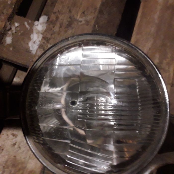 Фара на мотоцыкл