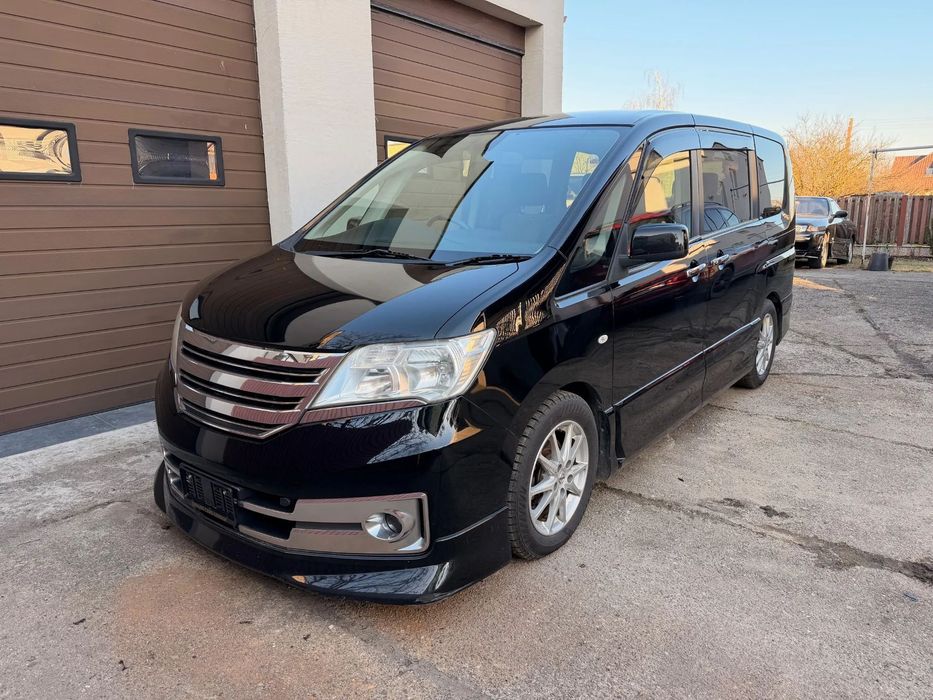 Nissan Skyline SERENA AUTECH * Automatyczne drzwi * JDM * Rejestracja EU *