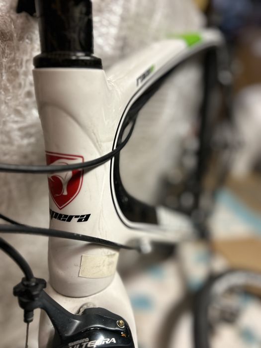 Vipera Race 9 Karbon. Ultegra i DuraAce - około 7.3kg wagi.