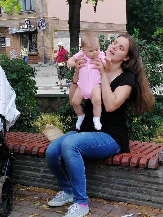 Няня вихідного дня . Правий берег