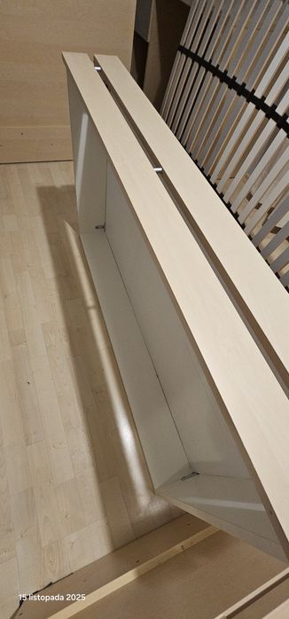 Łóżko 200/90 z materacem koło