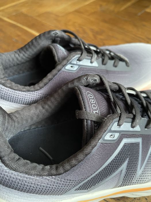 Кросівки New Balance 1080