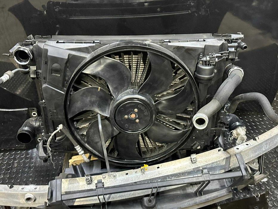 Frente completa Mercedes Benz W 204 COUPÉ C220     (2014)