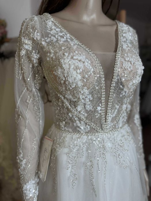 Suknia ślubna Agnes r.40 Jarocin "Studio Ceremonia"