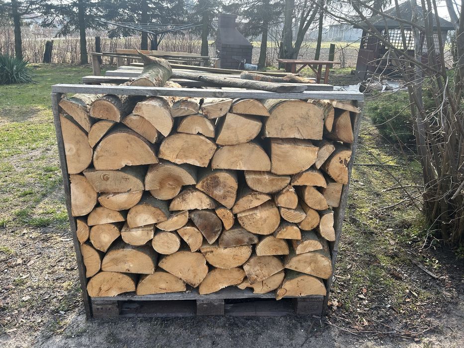 Drewno kominkowe i oałowe