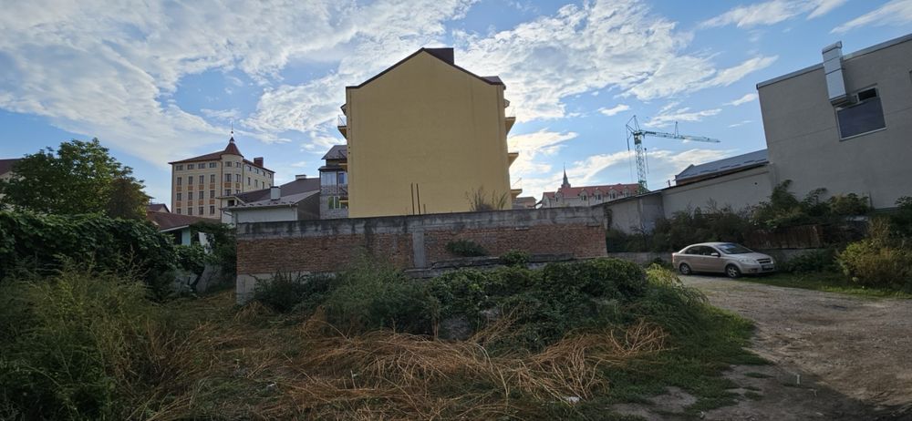 Продається земельна ділянка Гончара 7