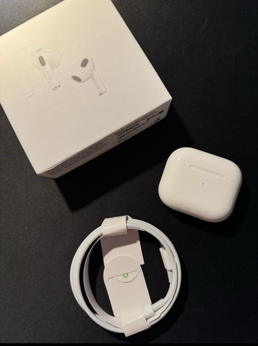 Nowe słuchawki AirPods 3