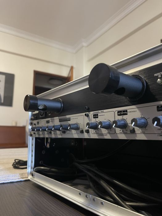 Furman M-10Lx E - condicionador de energia e luz de rack - Como novo
