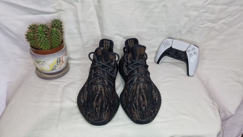 Кросівки Adidas Yeezy Boost 350 V2 Mx Rock.Розмір 42.5