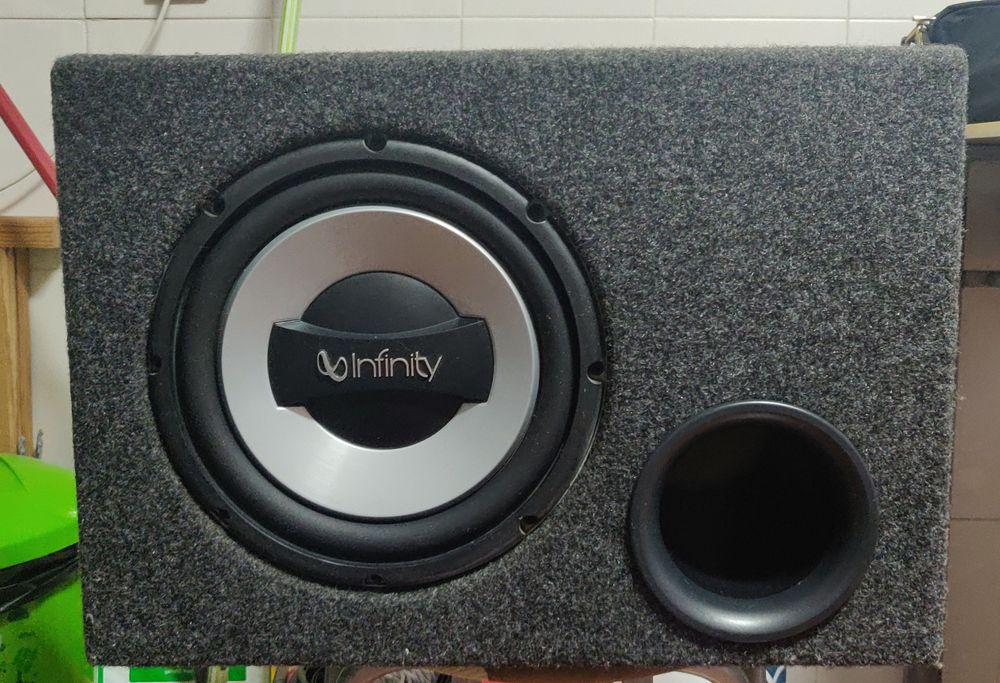 Subwoofer auto Infinity Carnide • OLX Portugal