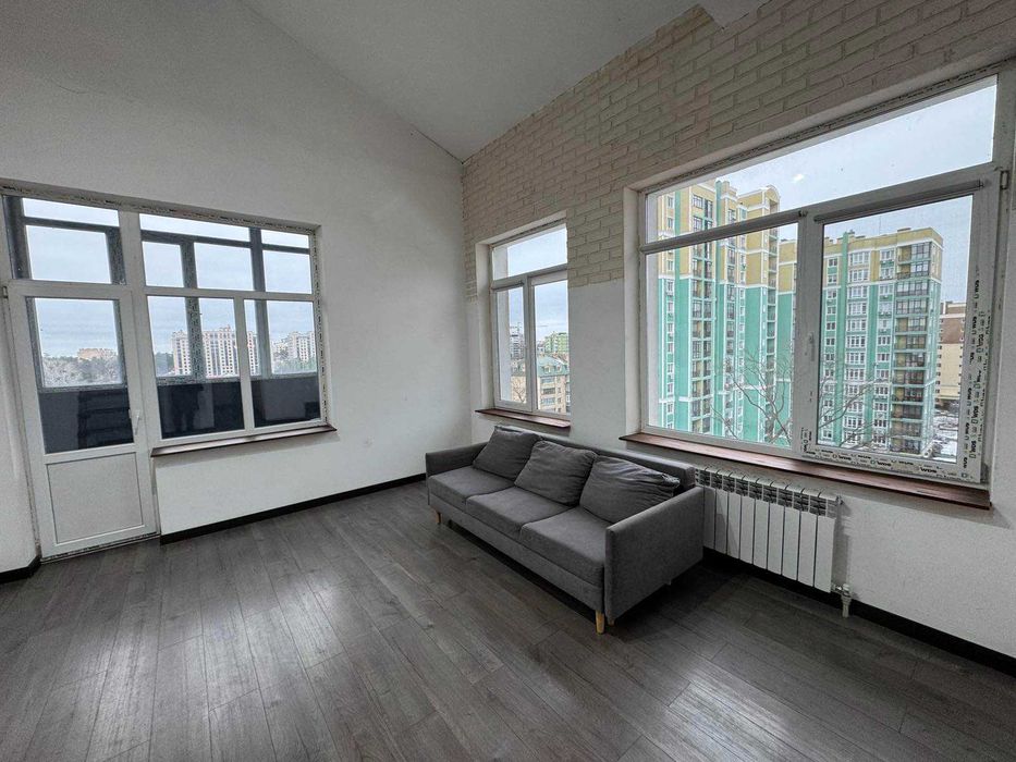 Продам 2кімнатну квартиру з новим ремонтом в центрі міста!