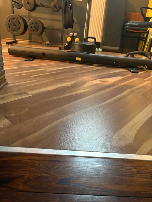 Green Screen do nagrań – stwórz własne studio