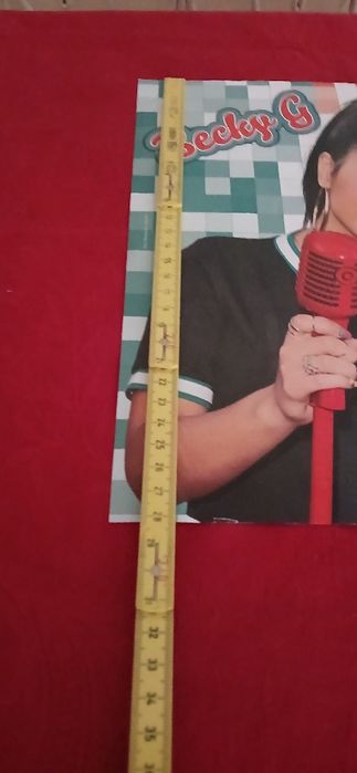 Poster Becky G, novo
