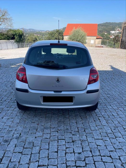 renault clio 1.2 (1 dono)