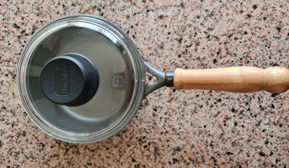 Vendo tachos, frigideira e travessas forno antiaderente BERNDES