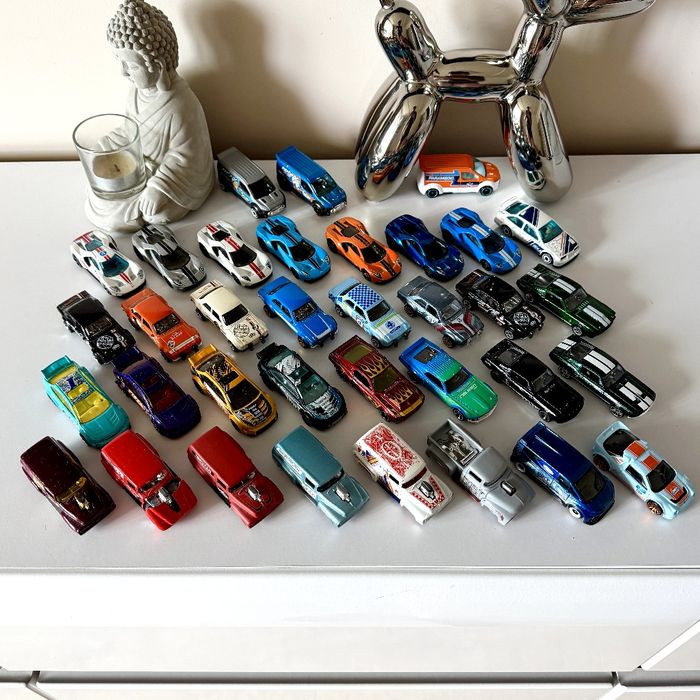 Hot Wheels Ford та старі OldSchool моделі