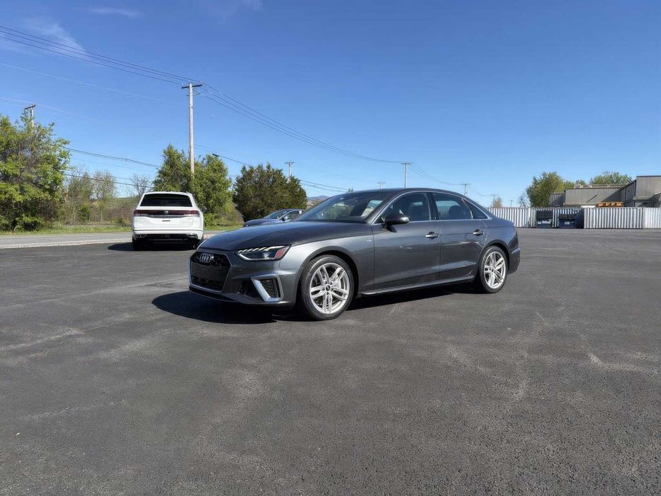 Audi А4      2024
