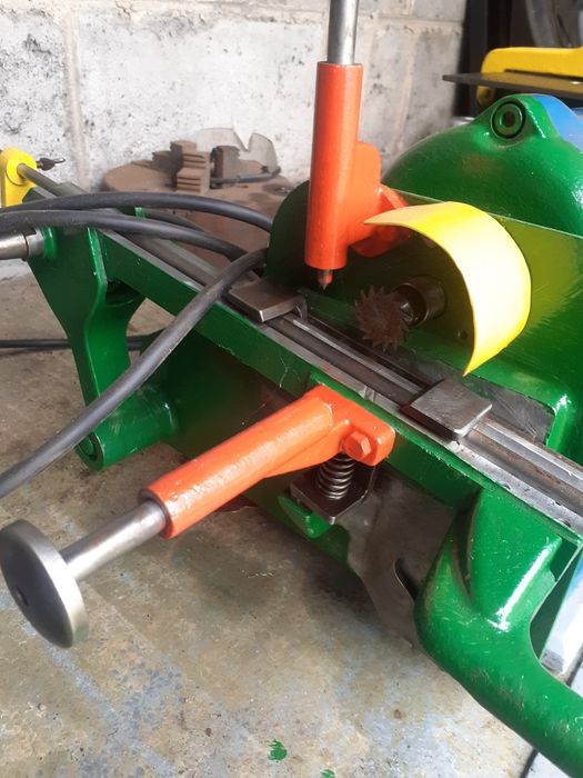 Frezarka pila wieloczynnosciowa