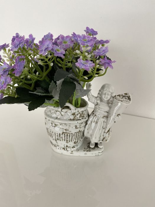ANTYK wazonik na kwiaty porcelana