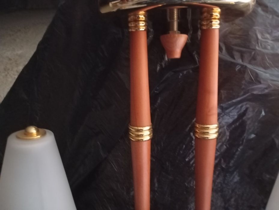 Candeeiro usado em ótimo estado