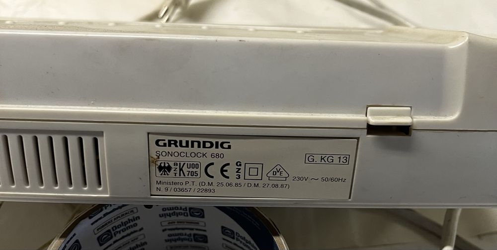 Radio budzik Grundig