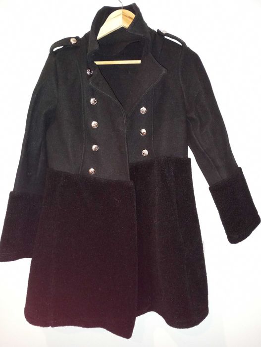 Casaco em fazenda e pelinho