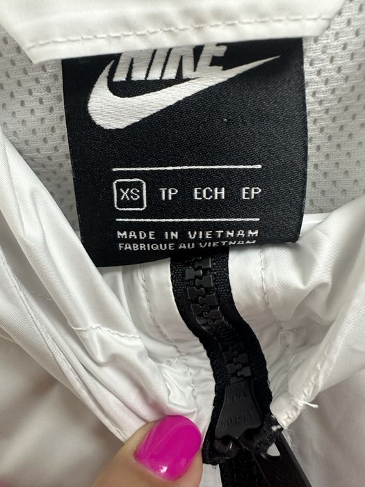 Ветровка Nike !!!