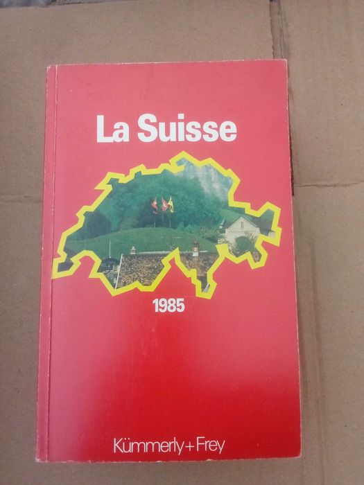 decorações de Natal e livros