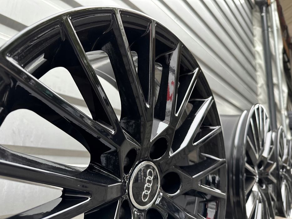 Oryginalne Felgi Audi 18 A3 S3 A4 A6 A8 Q3 TT TTS