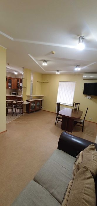 Продам два дома в одном  дворе 12соток Салтовка посёлок Кирова