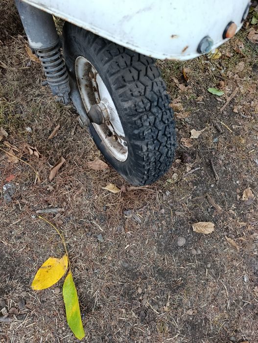 Моторолер муравей