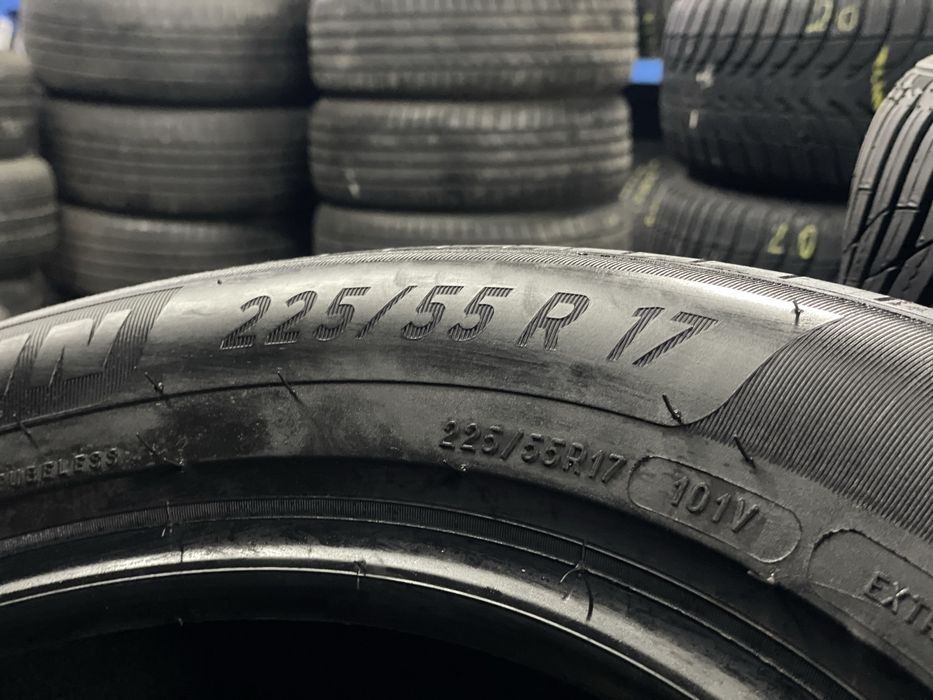 Продам пару літніх шин Michelin 225/55 R17