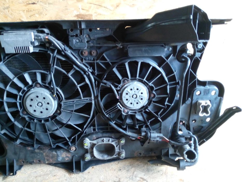 Audi A6 C6 3.2 FSI pas przedni wzmocnienie belka chłodnice wentylatory