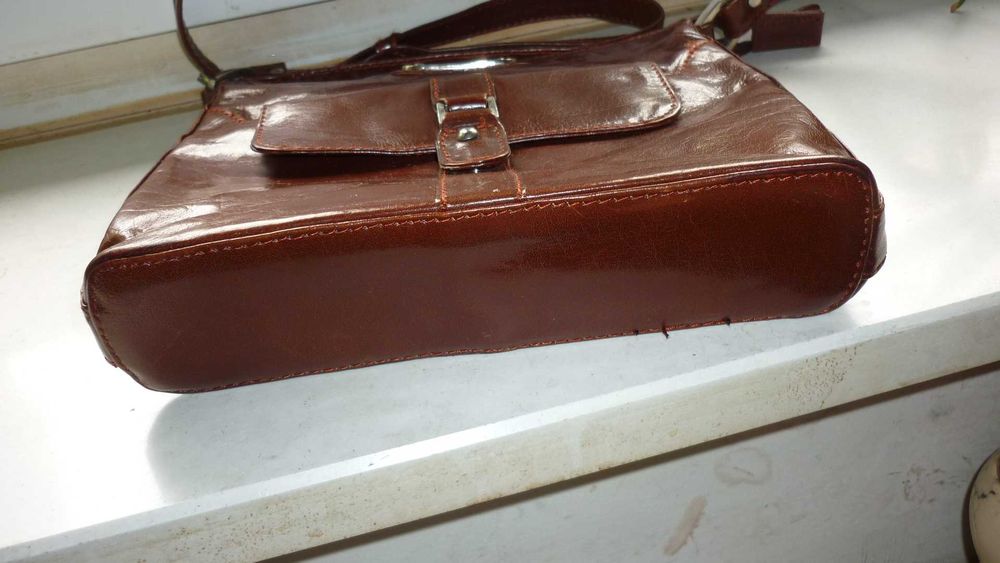 Ashwood- skórzana listonoszka brązowa