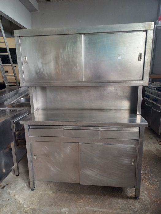Louceiro inox fechado
