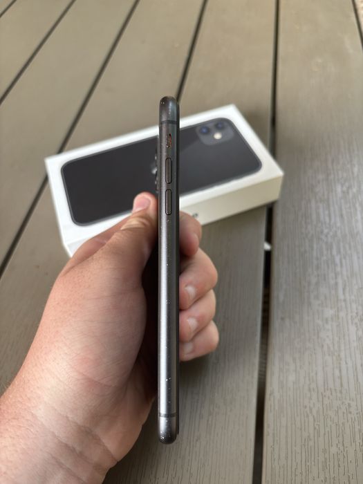 iPhone 11 64GB zablokowany