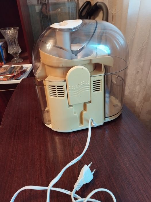 Электро соковыжималка,кофеварка