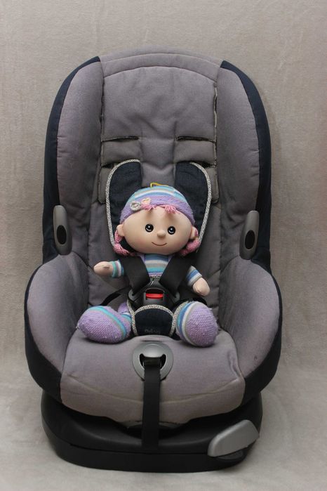 Дитяче автокрісло Maxi-Cosi Priori XP (9-18 кг) вживане