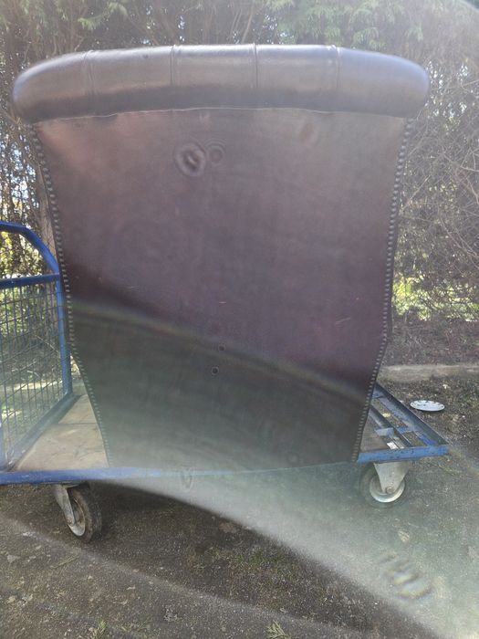 Fotel Chesterfield do renowacji