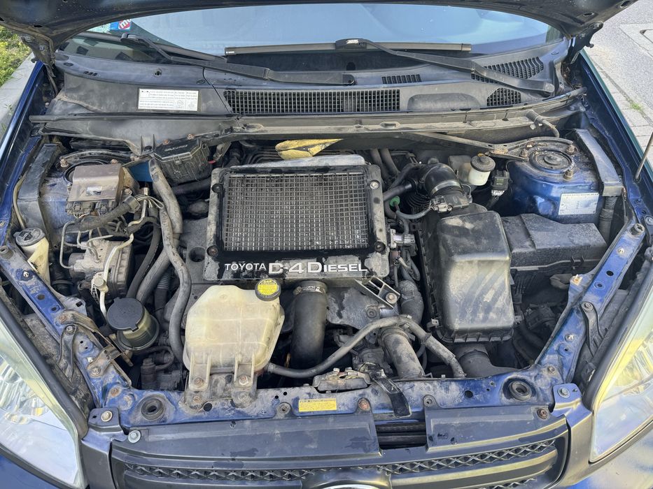 Toyota RAV4 2003r d4d 2.0 II lift
