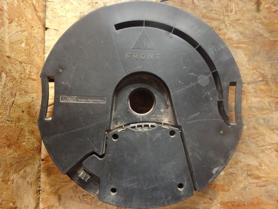 8v0035382D subwoofer audi a3 8v q2 81a czesci