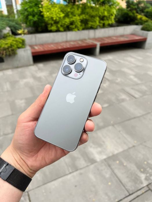 Ємність акумулятра 100% iPhone 13Pro 256Gb Graphite Neverlock з гарантією