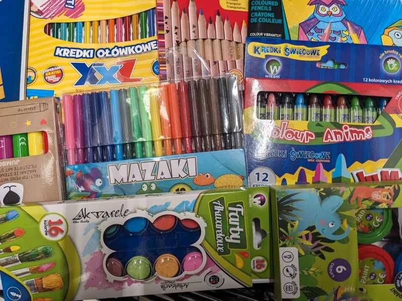 Nowe biurowe szkolne Dekoracje Mix Flamastry Kredki Farby Paczki M
