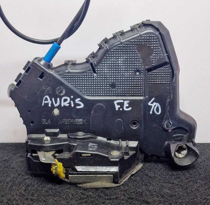 Fechadura / Fecho Porta Frente Esquerdo - TOYOTA AURIS