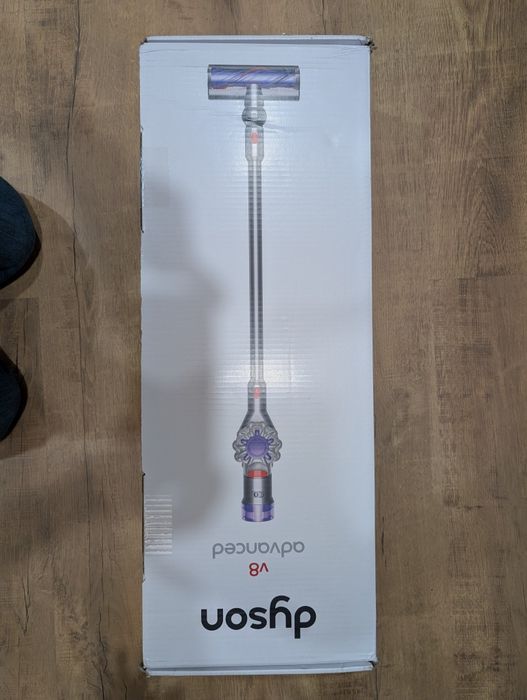 Aspirador Vertical DYSON V8 Advanced - Novo c/garantia