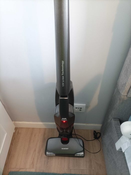 Aspirador Vertical  Silvercrest